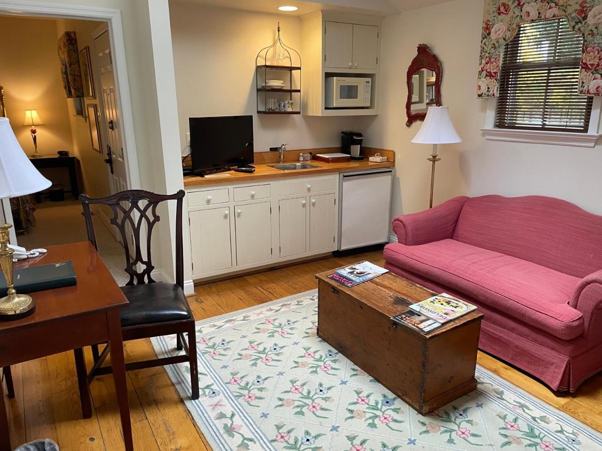 Two-Bedroom Suite,927397249:JPEG