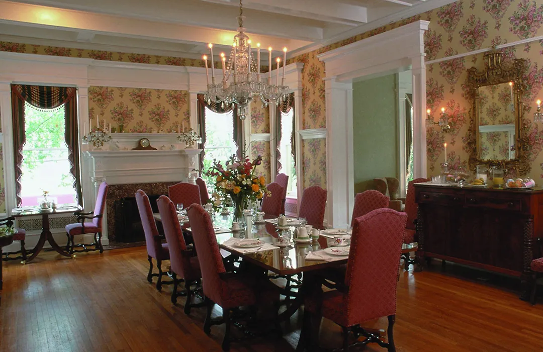 Graystone Inn-1